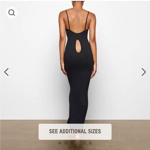 SKIMS SMOOTH LOUNGE LOW BACK KEYHOLE DRESS